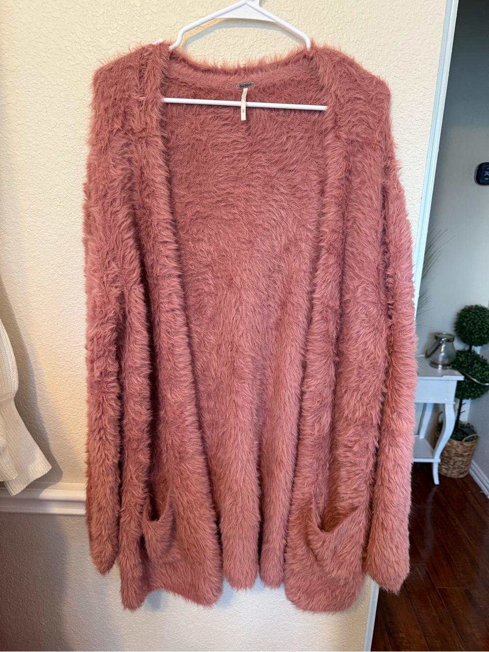 aerie Plush Open-Front Cardigan Sweater in Dusty Rose medium free people - Picture 12 of 13